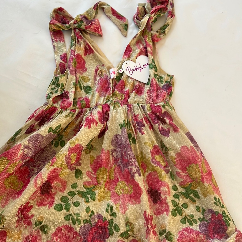 Super cute short flower shimmer dress